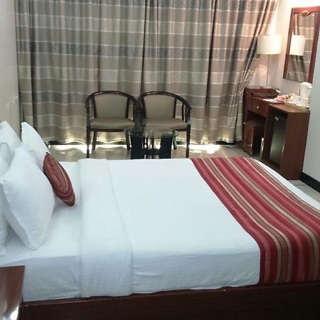 Bhilai Hotel Grand Dhillon מראה חיצוני תמונה